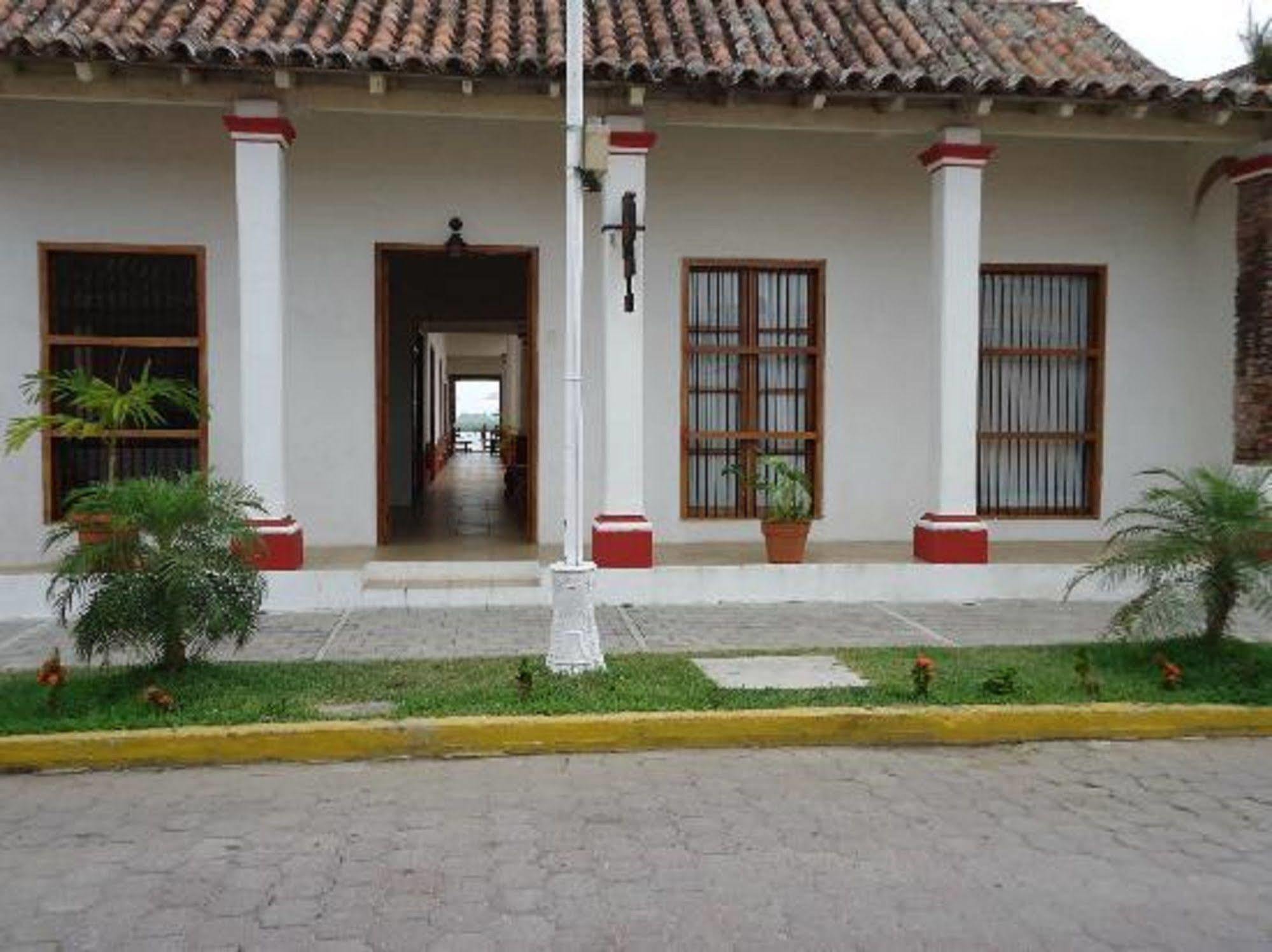 Casa Del Rio Hotel Tlacotalpan Eksteriør billede
